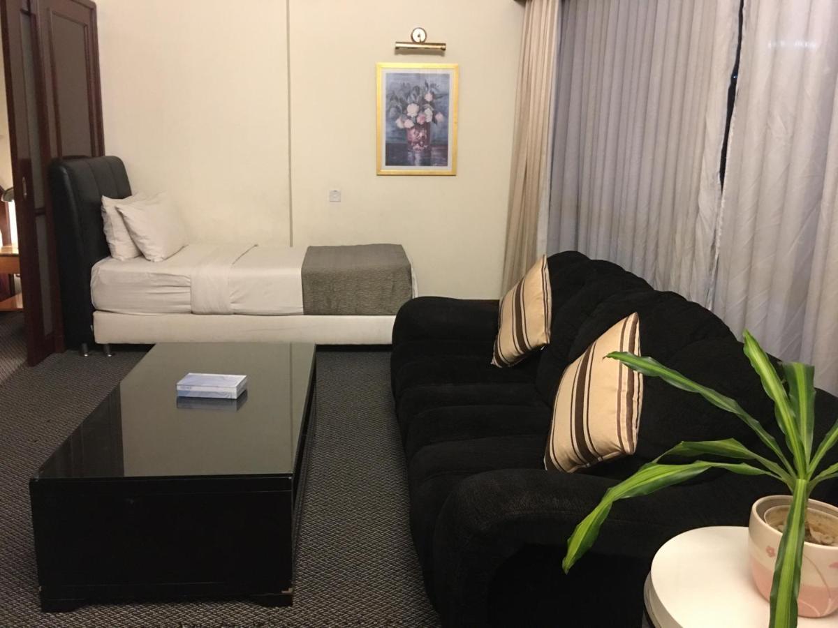 Sabah Suites At Times Square Kl Kuala Lumpur Exterior photo
